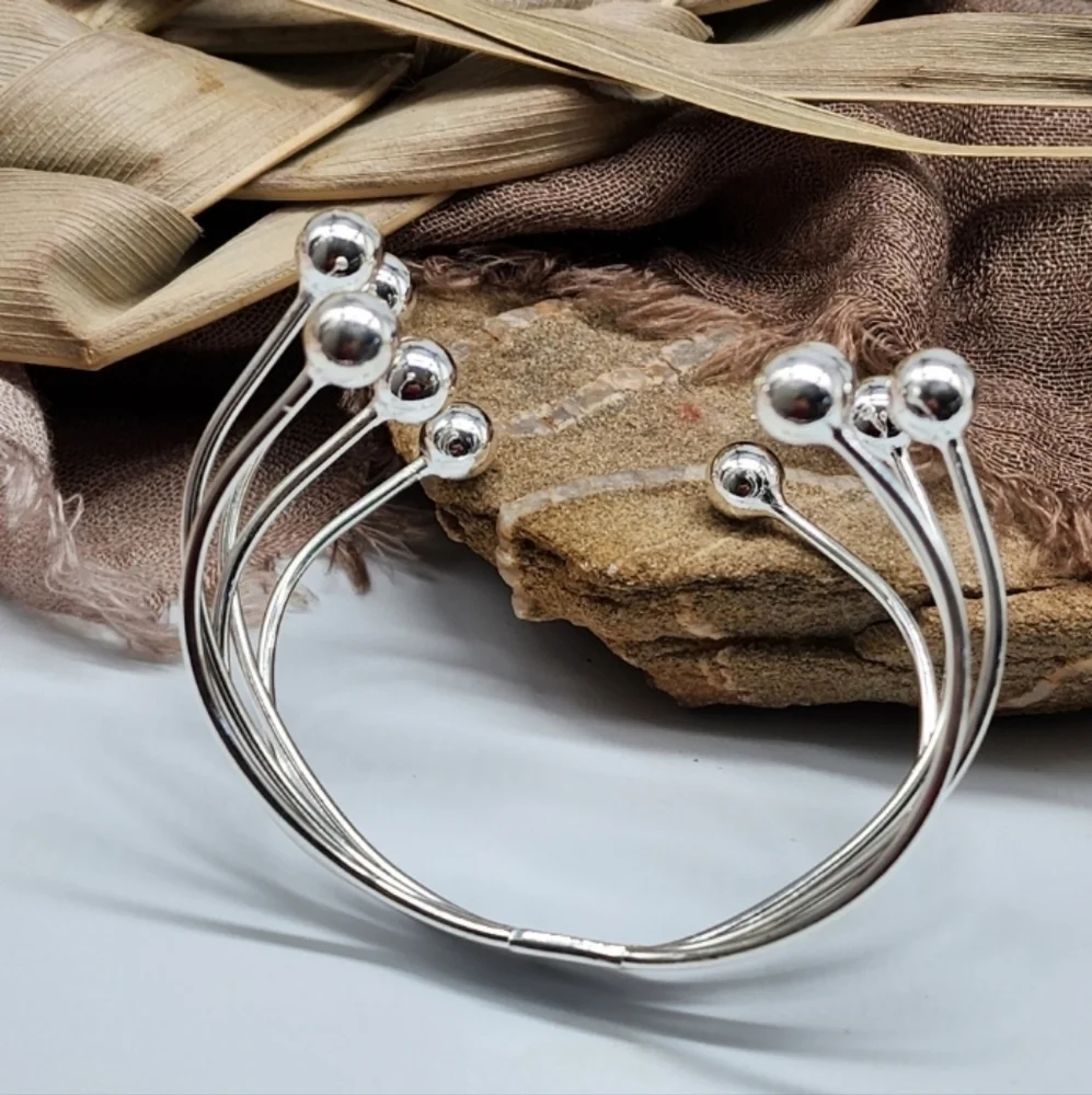 NEIMAN MARCUS PREMIUM 925 SILVER BRACELET Minimalist Contemporary Style - Picture 4 of 6